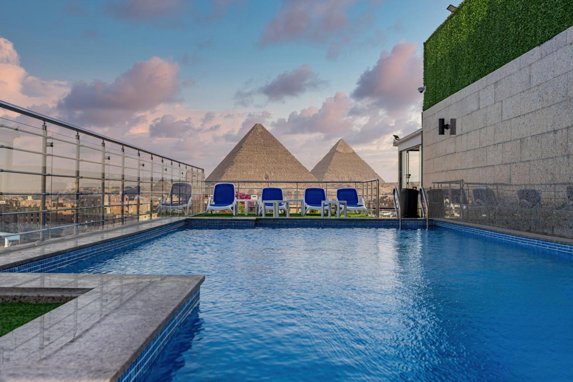Pyramids Plateau Hotel Kafret el-Gabal Buitenkant foto