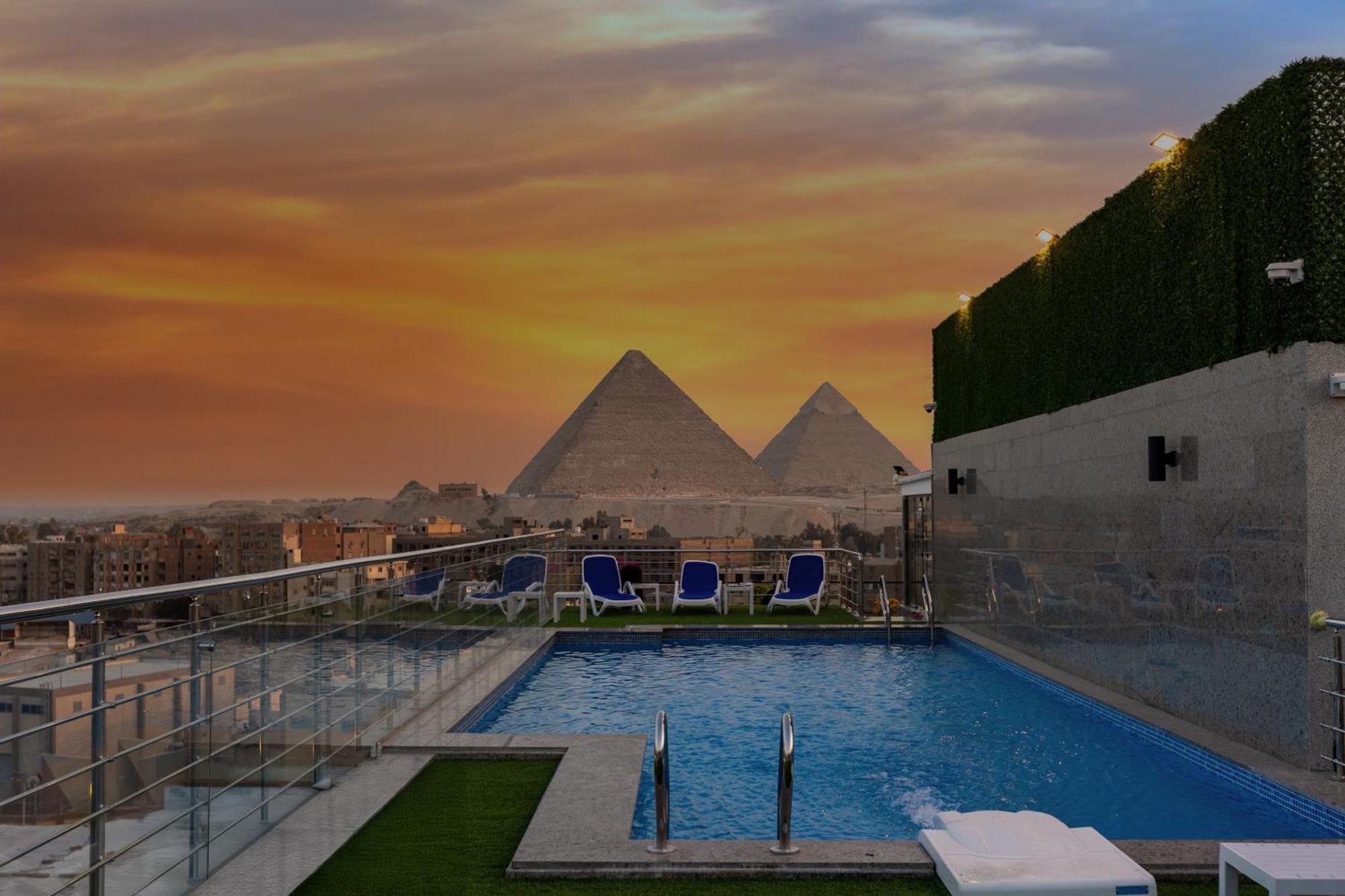 Pyramids Plateau Hotel Kafret el-Gabal Buitenkant foto